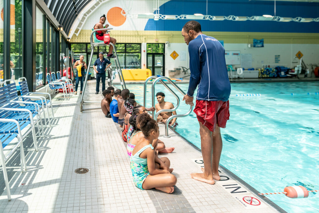 11 Tips for New Swim Coaches: Bring Out the Best in Your Team