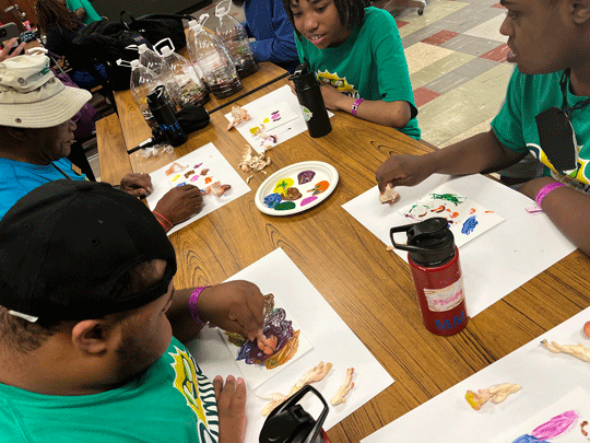 kids doing arts and crafts